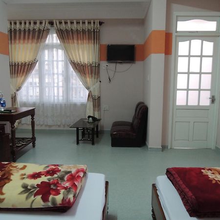 Hong Lan Hotel Da Lat Esterno foto
